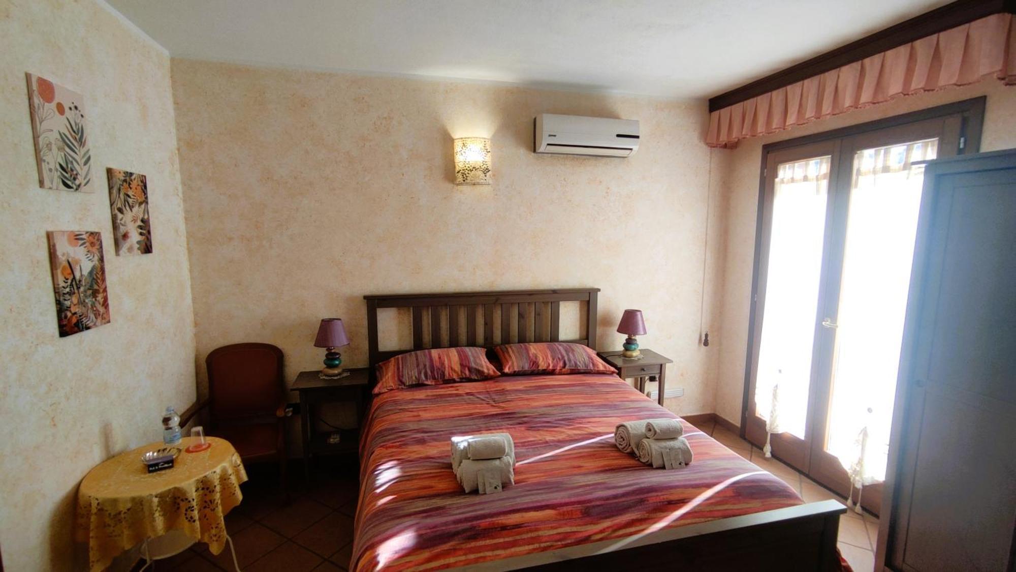 Bed and Breakfast Grotta Delle Fate Ossi Exterior foto